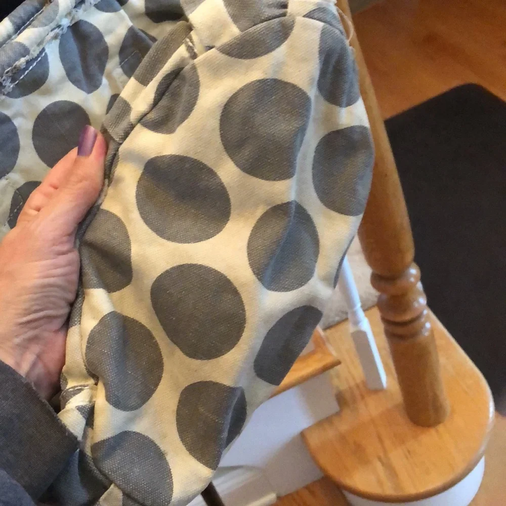 31 Gifts Retro Metro Tote - Picture 6 of 6